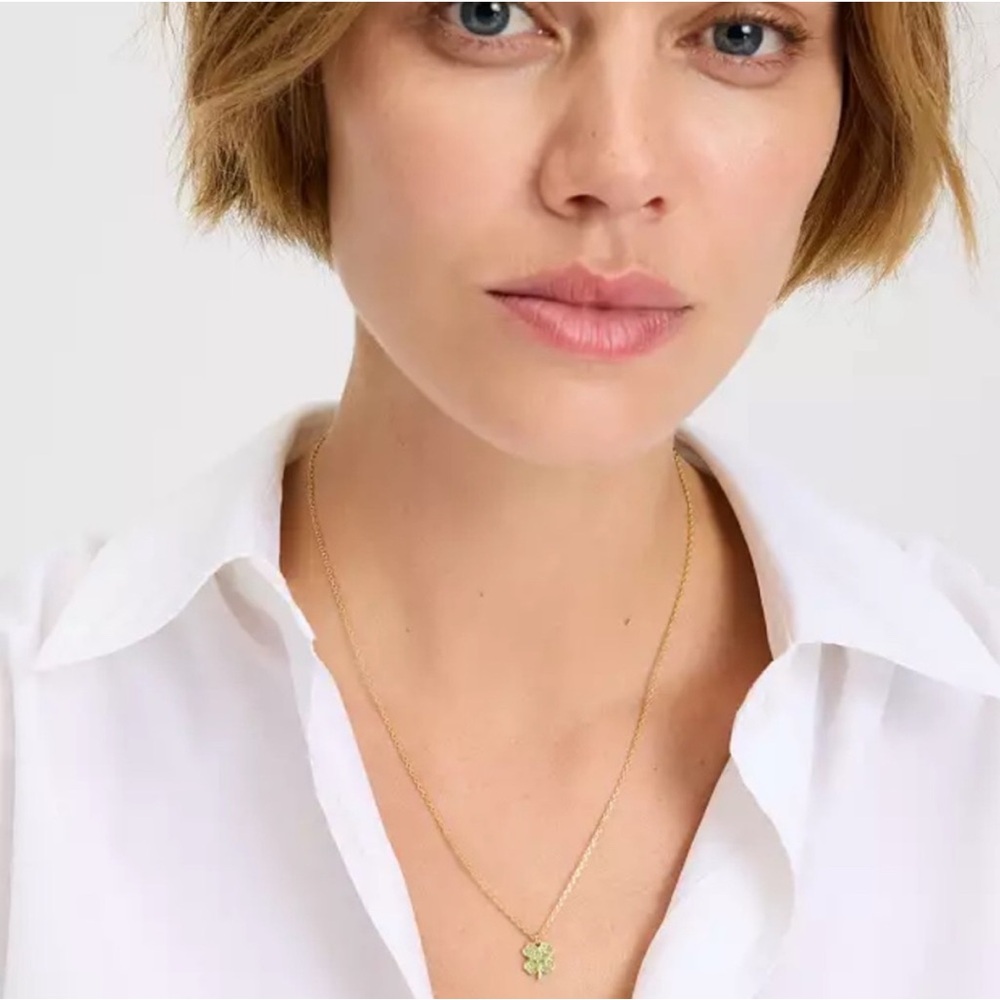 Kate Spade Lucky Charm Pavé Clover Pendant NWT - Picture 2 of 6